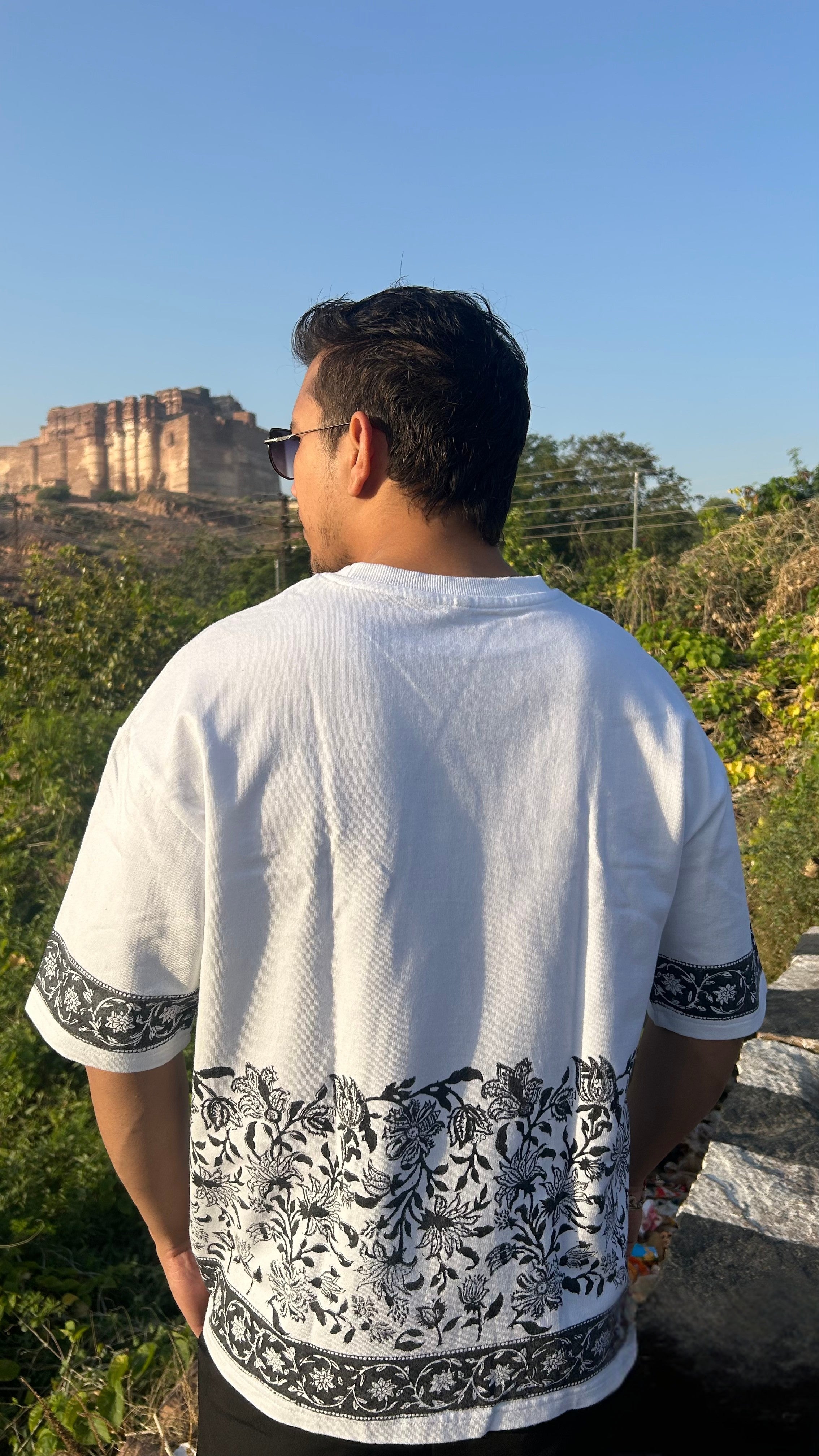 VILDLIFE -The Ink Garden from the " Echoes of Indigo "|Oversized Block Print T-shirt