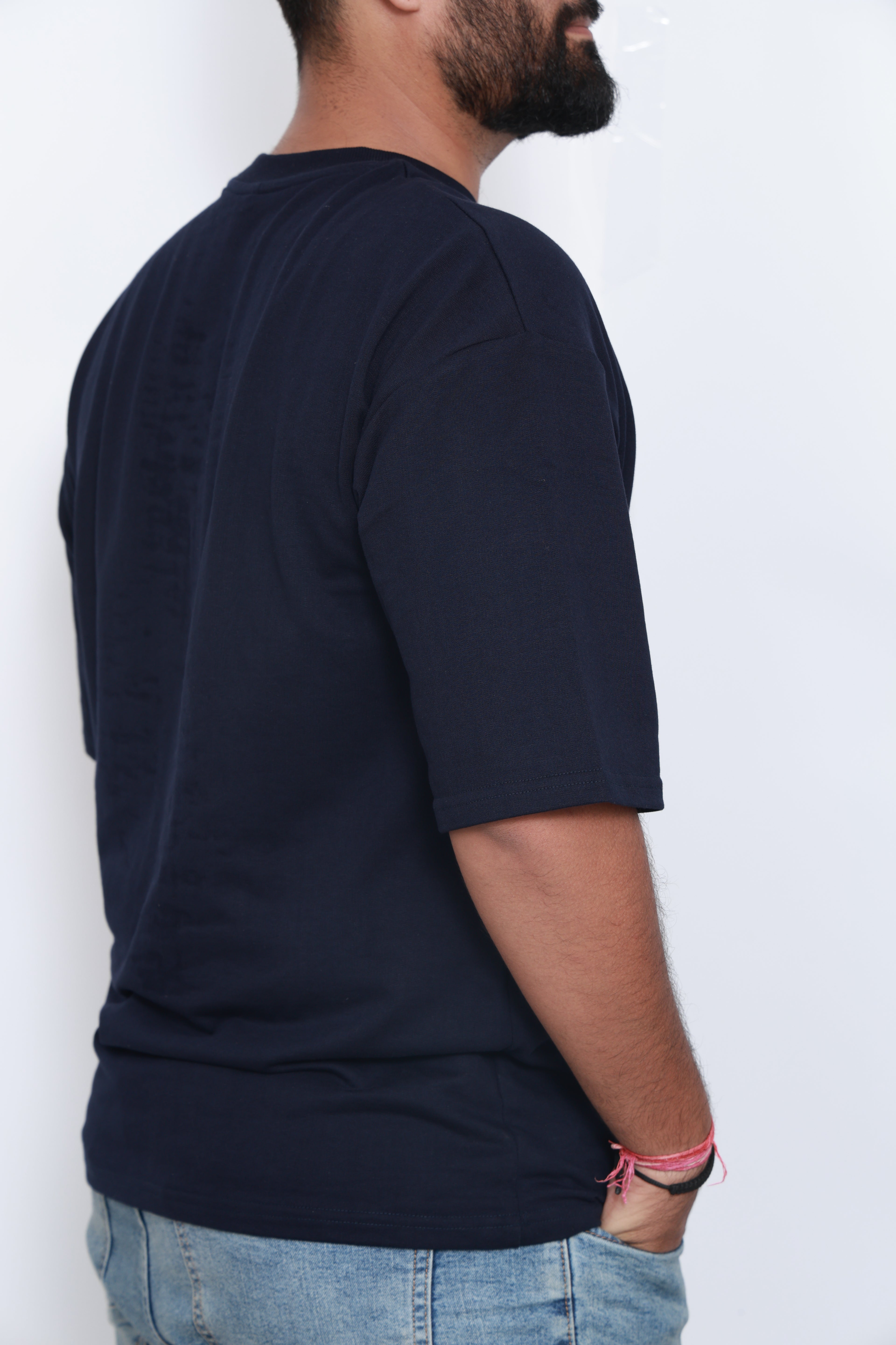 "Bound Thoughts" — Triple Skull Oversized Graphic Tee | Vildlife