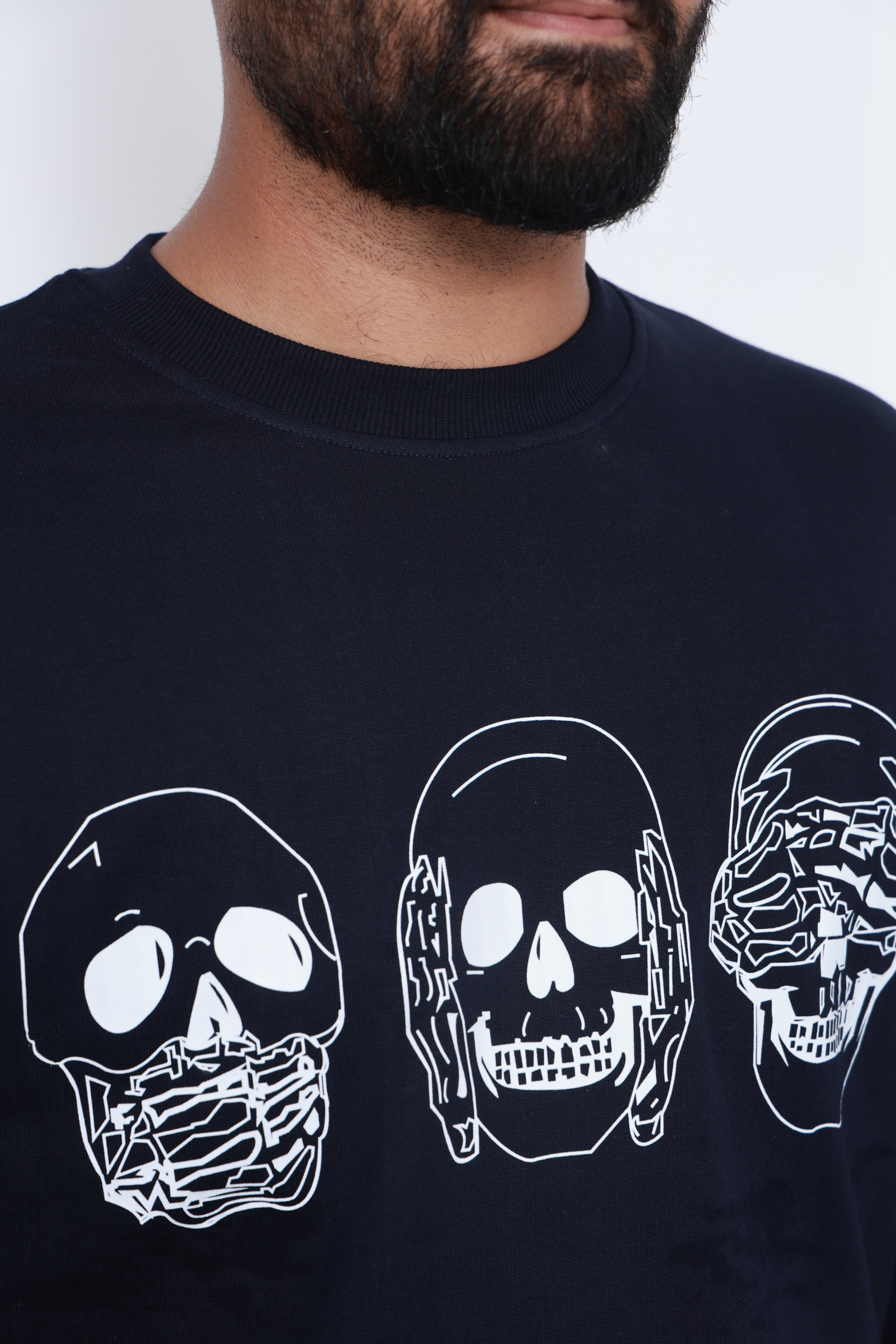 "Bound Thoughts" — Triple Skull Oversized Graphic Tee | Vildlife