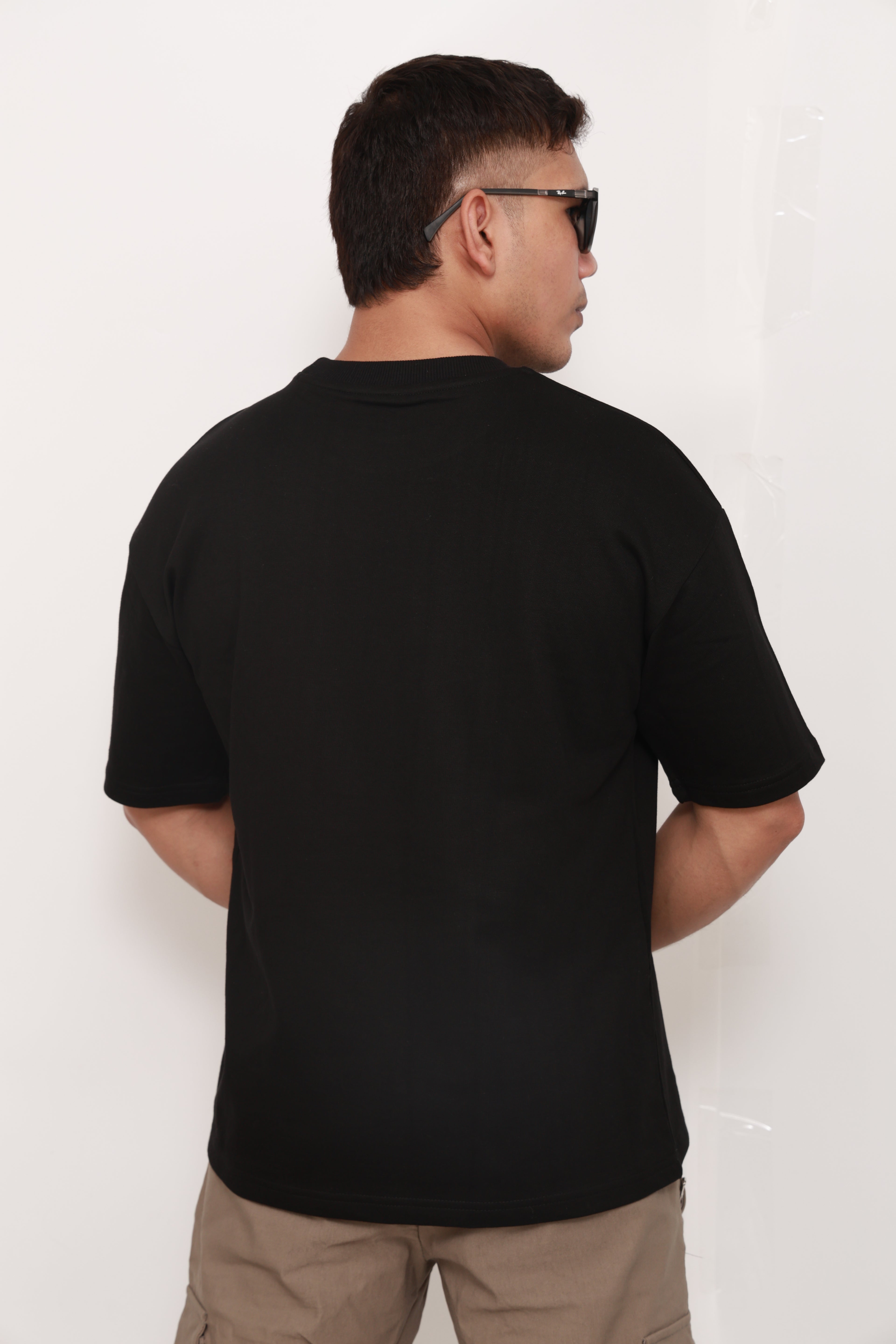 Death Is an Art – Noir Skull Edition- Oversized Graphic Tee