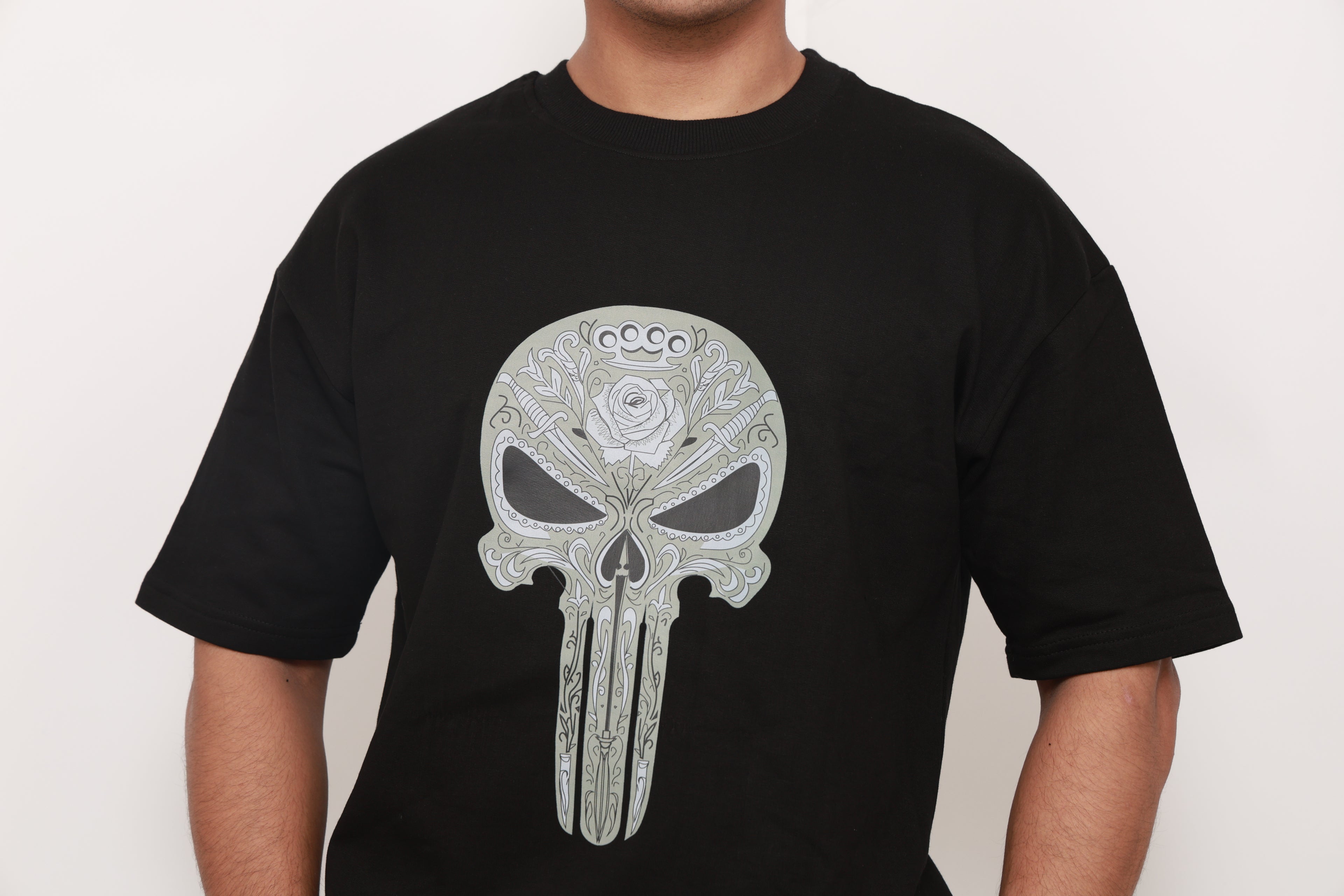 Death Is an Art – Noir Skull Edition- Oversized Graphic Tee