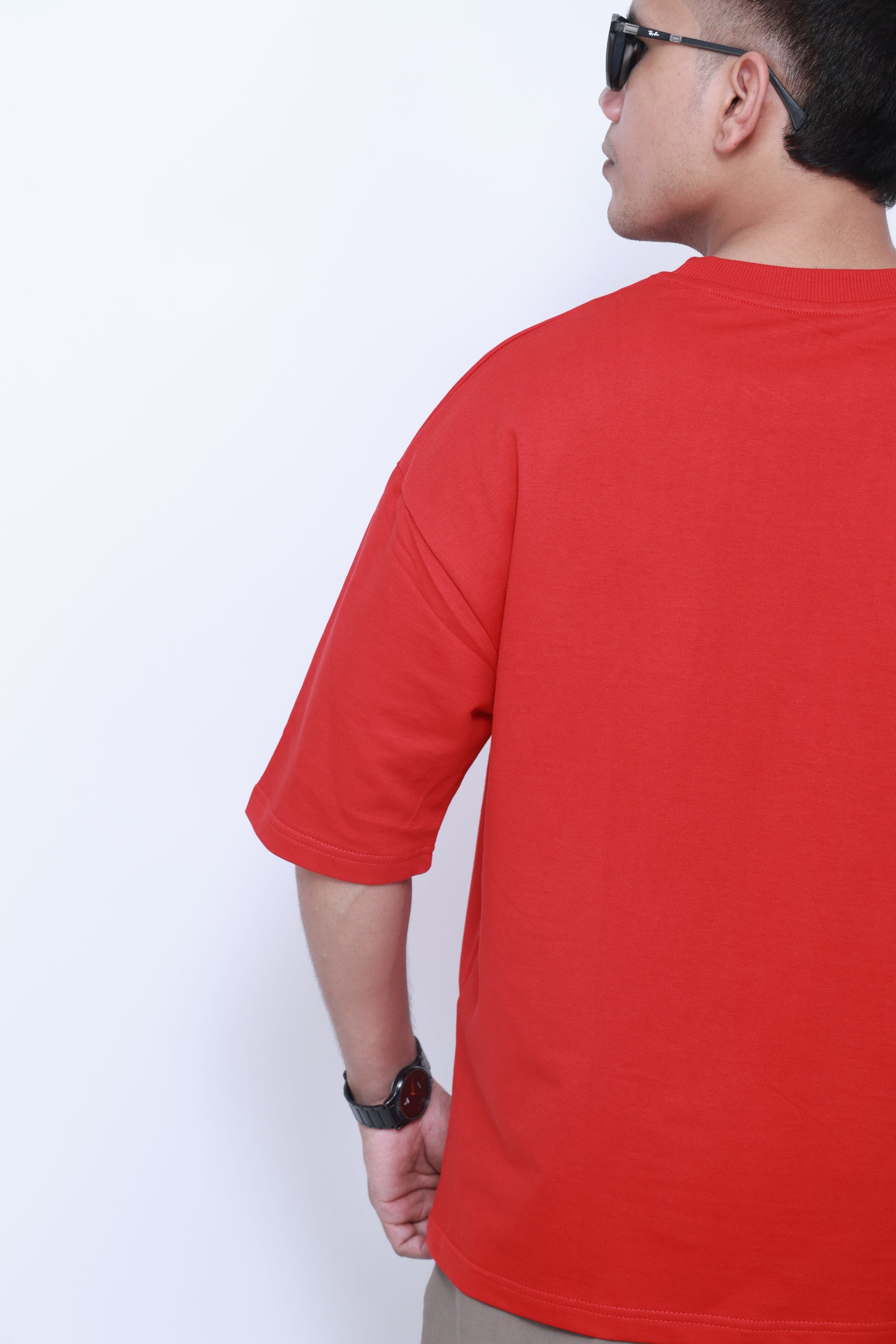 "Need More Sleep" — Oversized Graphic Red Tee | Vildlife