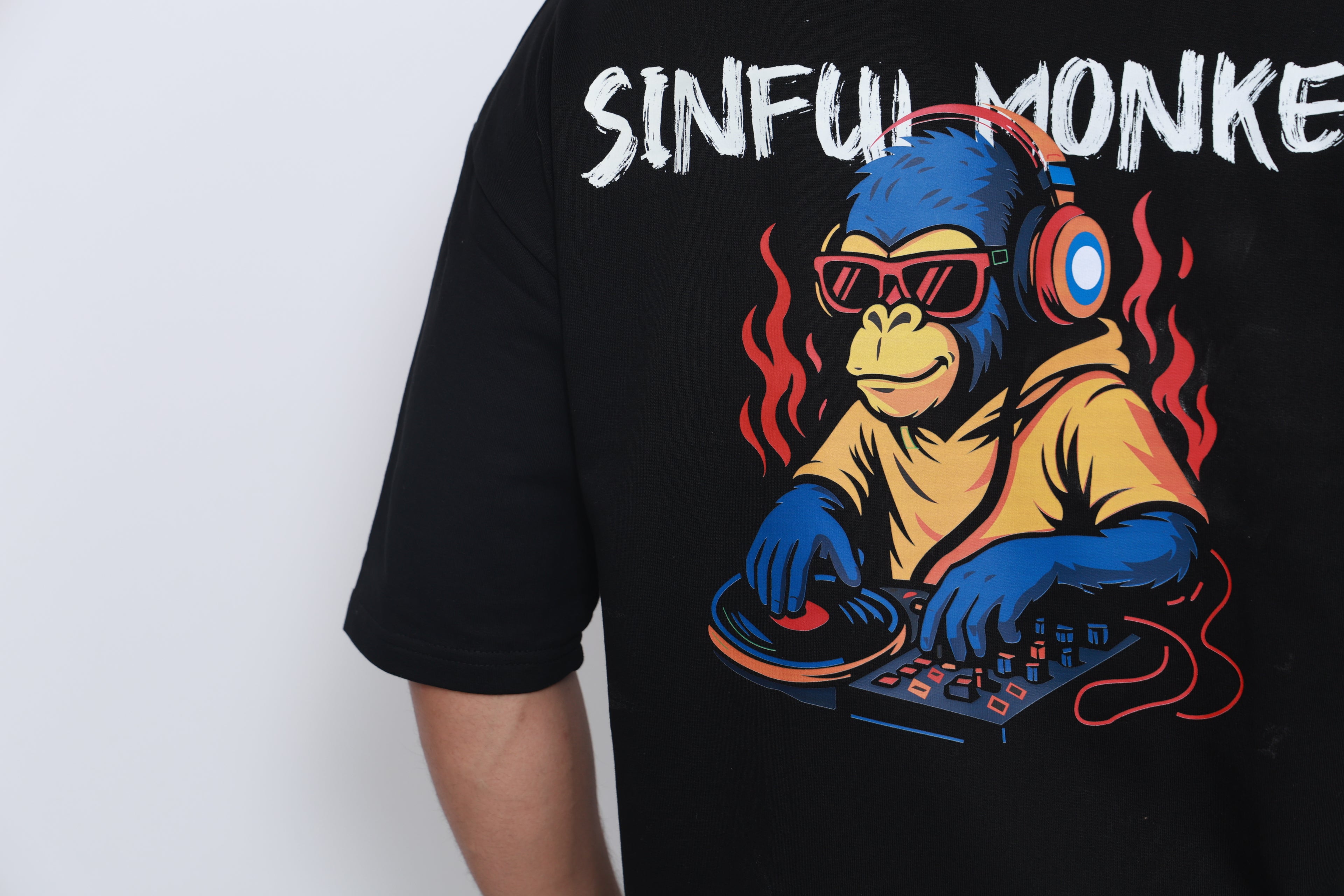 Sinful Monkey – Black Oversized Graphic Tee