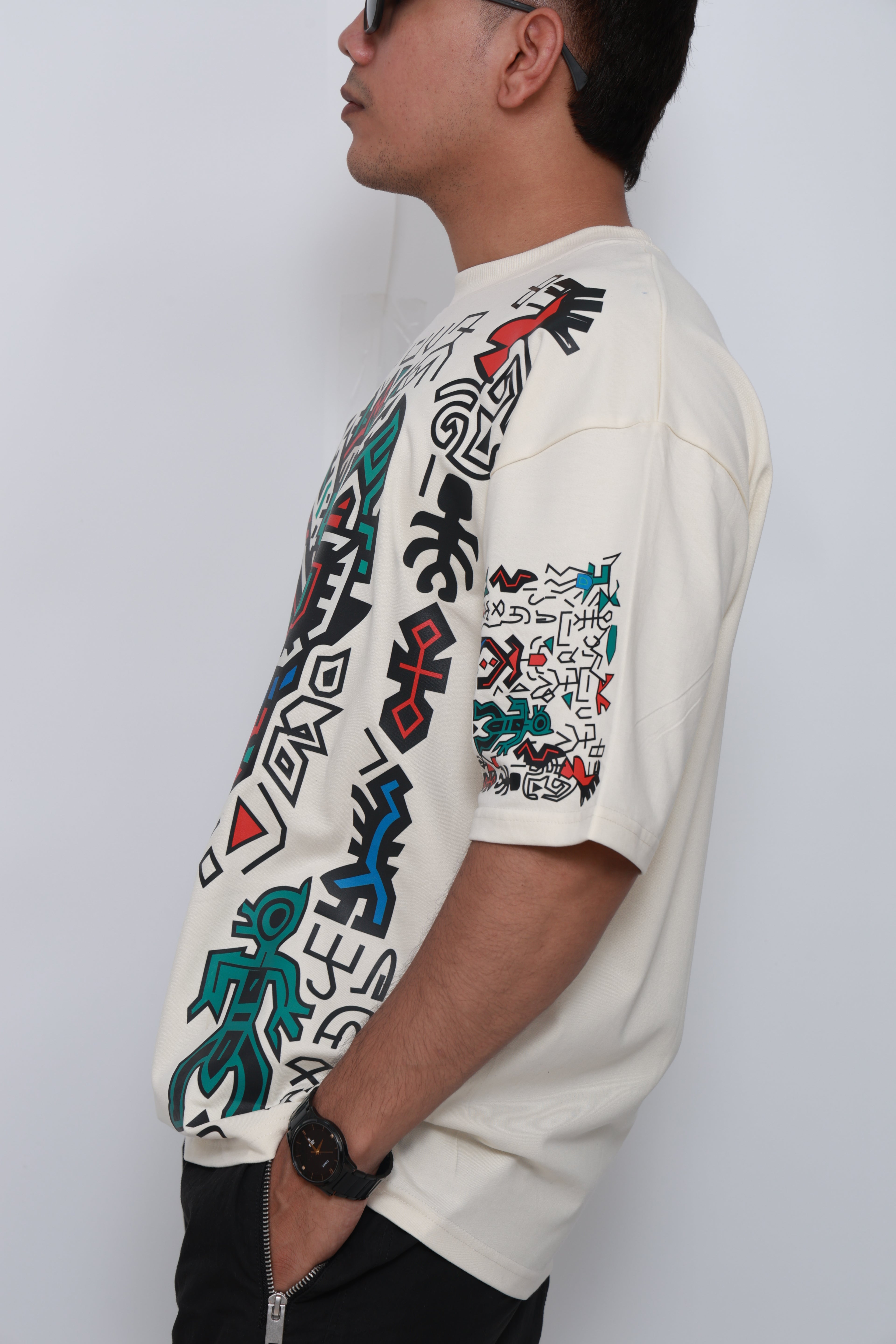 "TOTEM.FURY" The gods had symbols. You wear the storm. Oversized Tshirt